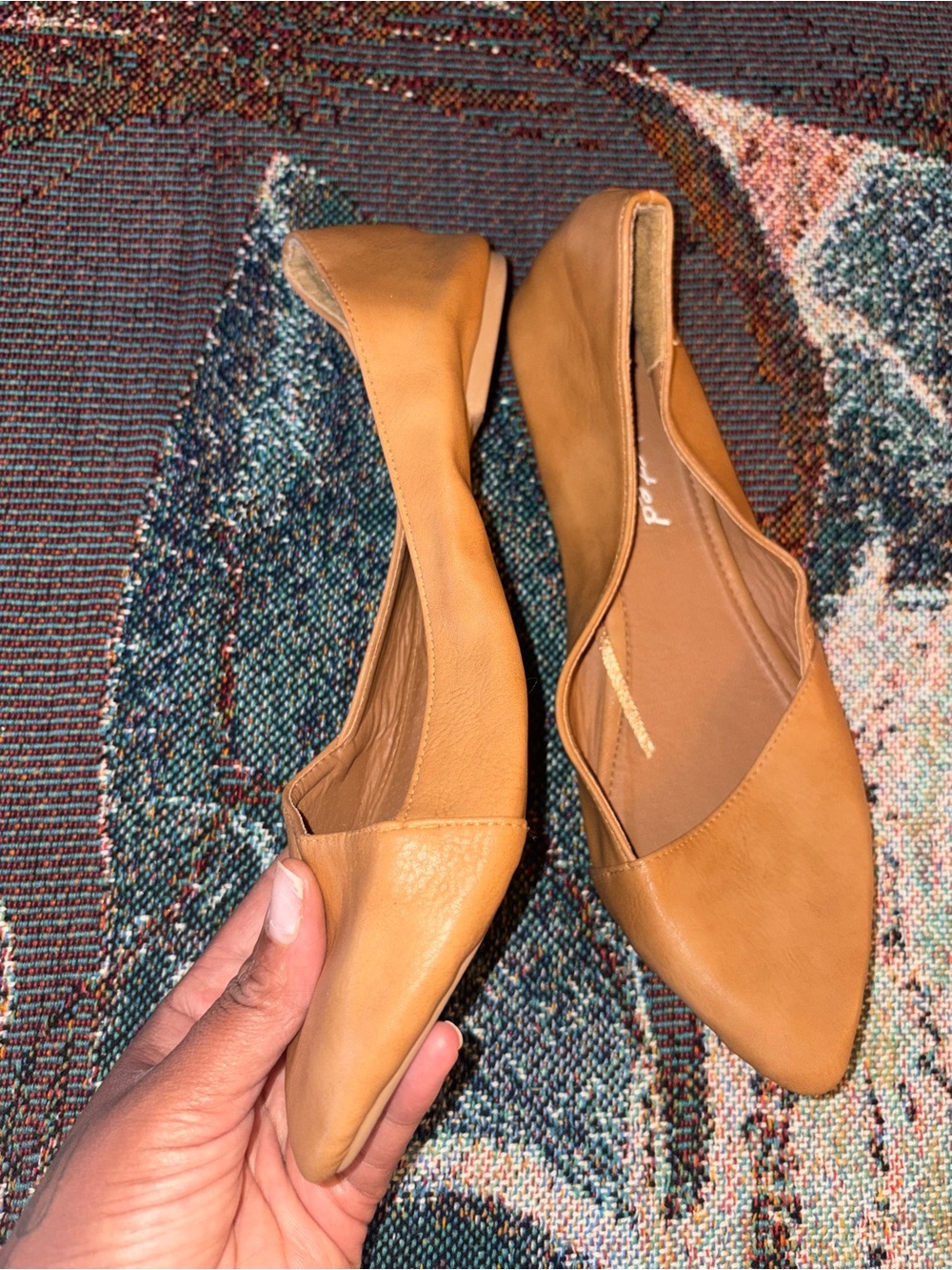 Twisted Women's Camel/Tan Pointed D'Orsay Flats